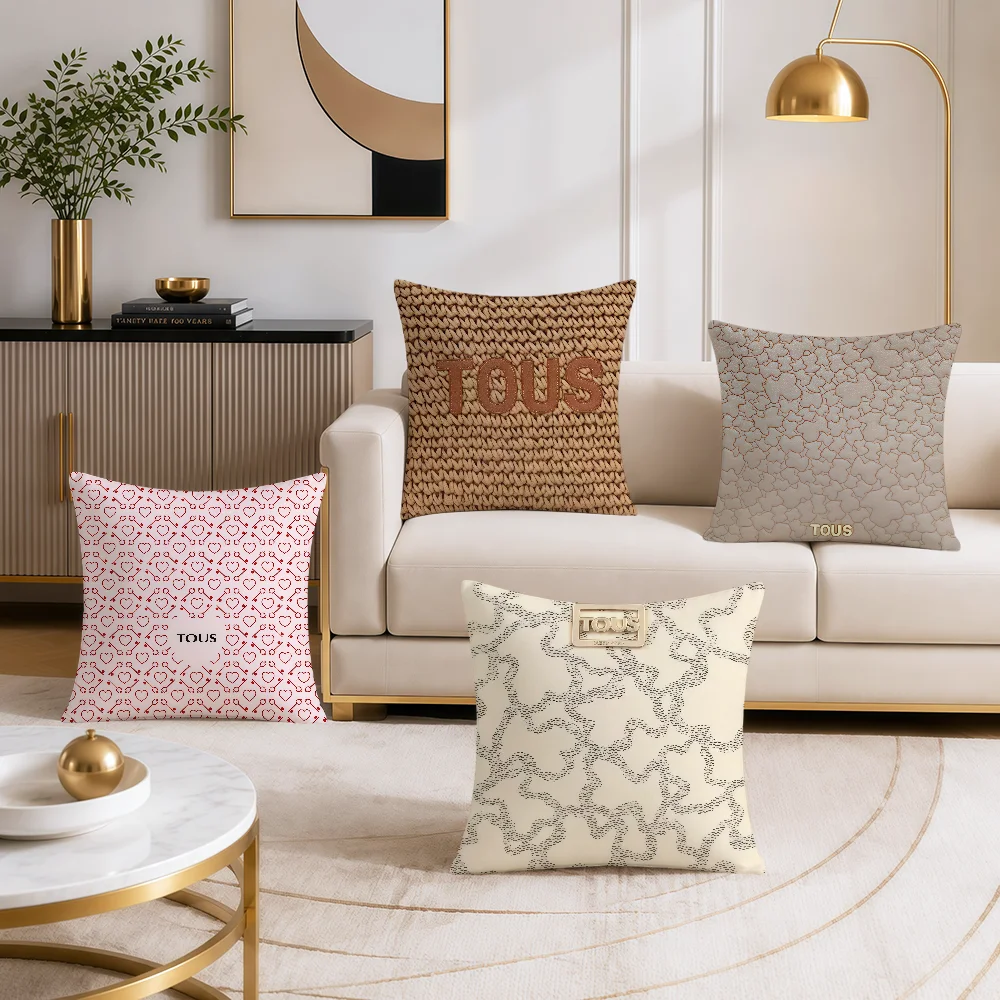 Luxury T-tous Brand Cushion Cover Soft Double Sided Pillowcovers Hogar Sofa Living Room Home Bed Decor Pillowcase Gift