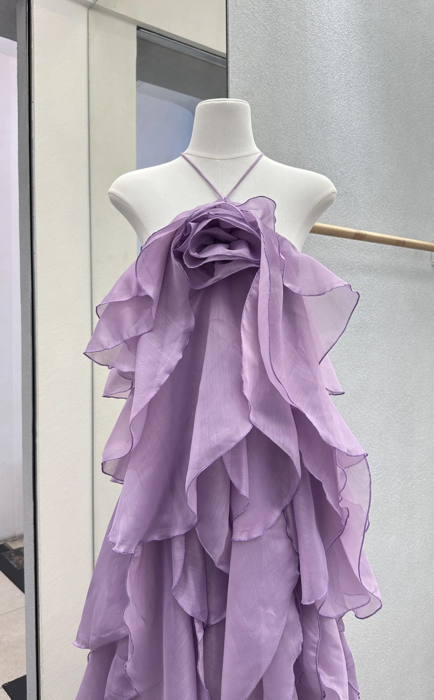 Feminino roxo em camadas maxi vestido 3d flor decoração halter pescoço sem mangas elegante senhoras robe