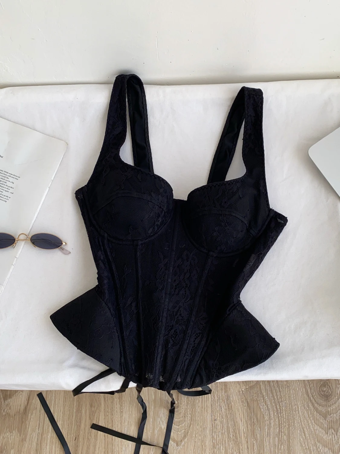 Black Lace Fishbone Strap Bralette Women's Outerwear Sexy Tie Waist Crop Top High-End Sensation Commute Style Short Length