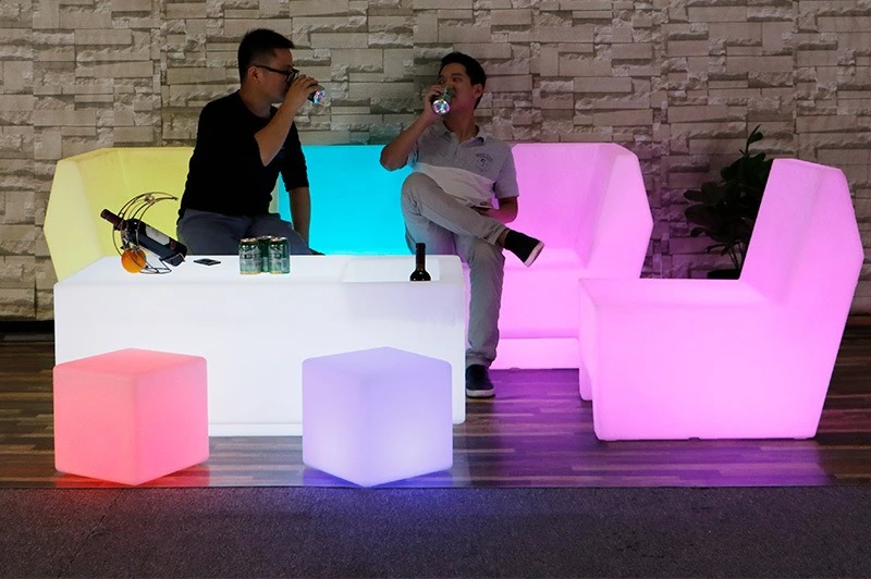 

Светящаяся разноцветная прямоугольная стойка-стол для KTV, кофейни, ночного клуба, винного бара с ледяной ванной и стульями