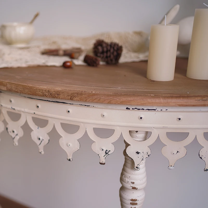 طاولة المدخل الفنية الفرنسية الرجعية: جدار شبه دائري - ضد التصميم، أثاث شقة من الخشب الصلب والحديد المطاوع #5