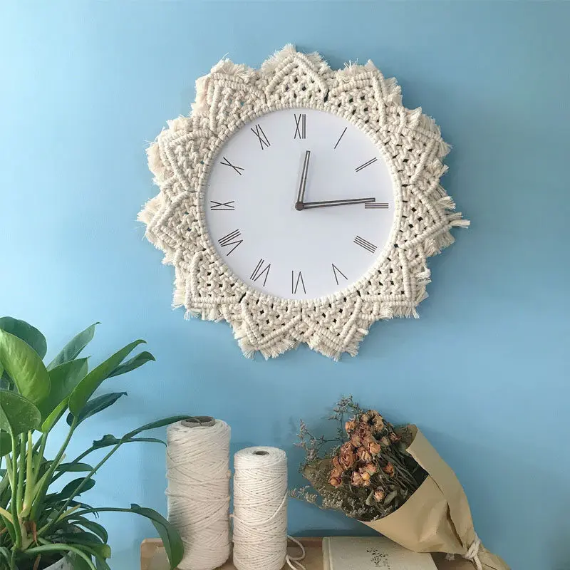 White Premium Unique Wall Clock Fashion Elegant Modern Bedroom Digital Wall Clock Aesthetic Relojes De Pared Home Decor Items