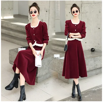 

UNXX Chic Style Suit Set for Spring 2023: New Corduroy Two-piece Set, Slimming and Unique Skirt Set for Women Female Office Lady