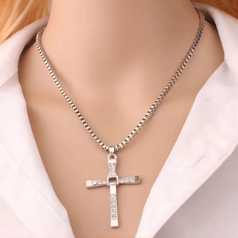 Klassische Strass Silber Farbe Anhänger Männer Kristall Jesus Kreuz Halskette Aktivität Männlichen Geschenk Schmuck Großhandel Dropshipping – Detail 8