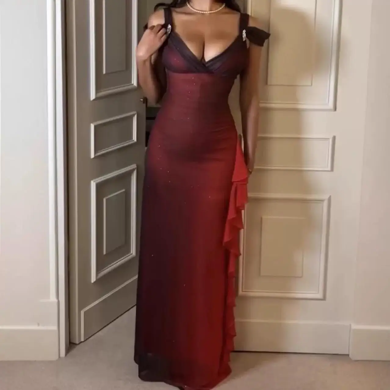 Seksowna sukienka na ramiączkach, podkreślająca talię, jednoczęściowa, wiosna 2024, z wysokim stanem, poliestrowa, bez szwów, podstawowa, prosta spódnica.