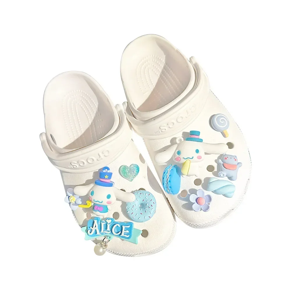 Ensemble de chaussures Sanurgente 3D Cinnamoroll, accessoires de chaussures, mélodie, dessin animé d'animaux, décoration de chaussures, breloques, cadeaux pour enfants, 11 pièces, 1 ensemble