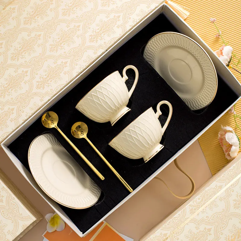 Cup And Saucer Coffee Cup Set Accessories Gadgets Ceramic Flatten Coffee Cup Set Children Camping Table Basse Cafe Accessories