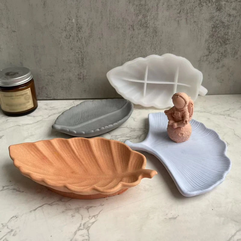 DIY Ginkgo Leaves Maple Leaf Silicone Molds Handmade Leaf Ashtray Tray Dish Mirror Plaster Resin Mould Jewelry Storage Moulds