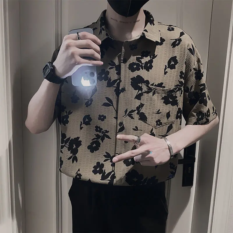 Fashion Lapel Button Printed Pockets Korean Floral Shirts Men\'s Clothing 2024 Summer New Loose All-match Tops Casual Shirts