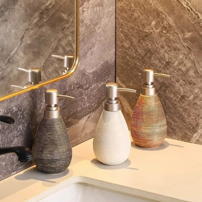 Creative Ceramic Soap Dispenser Retro with Pump Hand Soap Bottle Suitable for Bathrooms Kitchens and Toilets Shower Gel Bottle