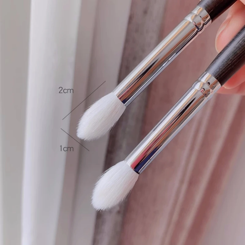 Brocha para mezclar sombra de ojos, pelo de cabra fino Natural de lujo, mango de ébano, brochas de maquillaje para sombra de ojos, herramientas de belleza