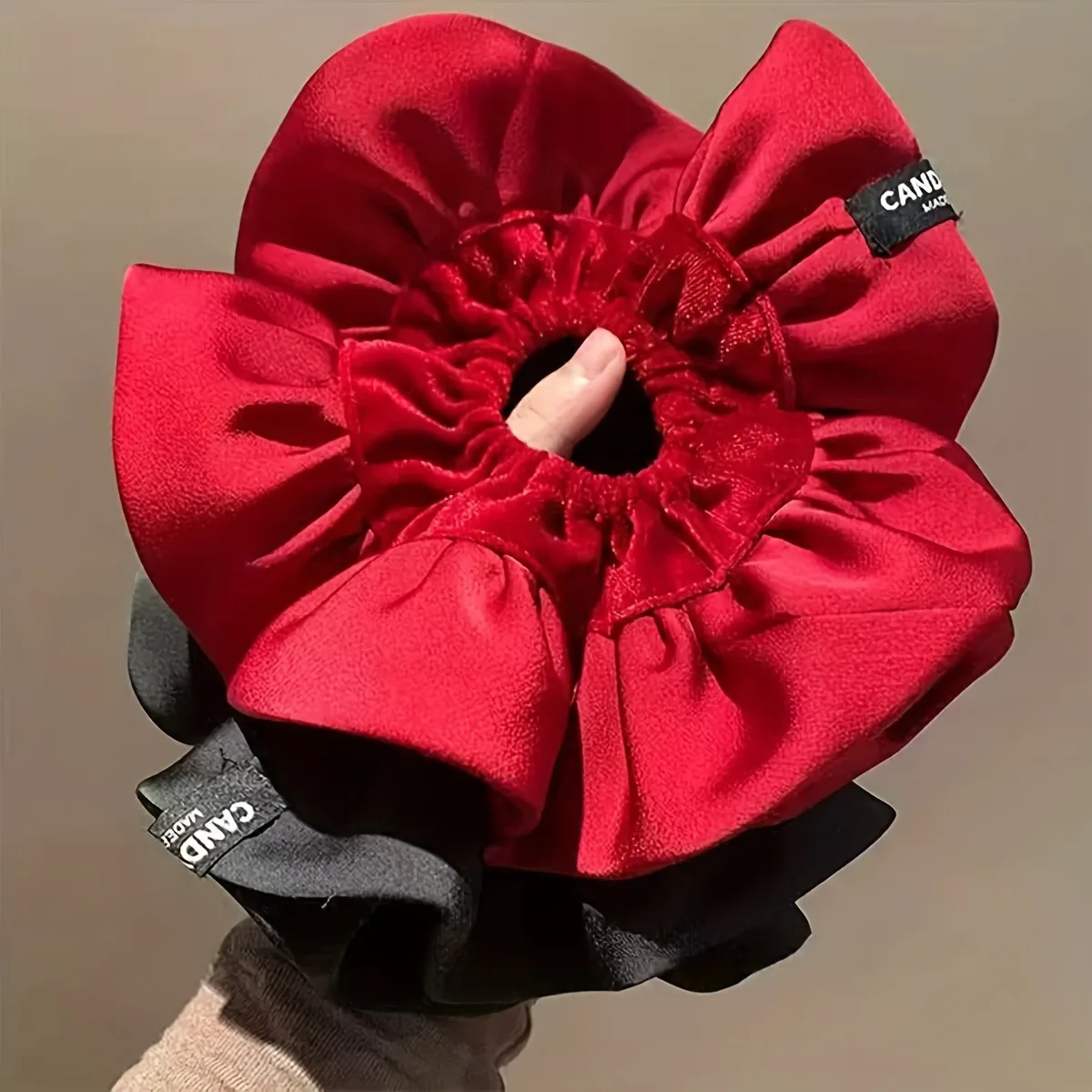 1 Stück elegante und modische, plissierte, enge Hosen mit Rüschenkanten, große Haarbänder, Satin-Plissee-Haarbänder, Party-Stirnbänder