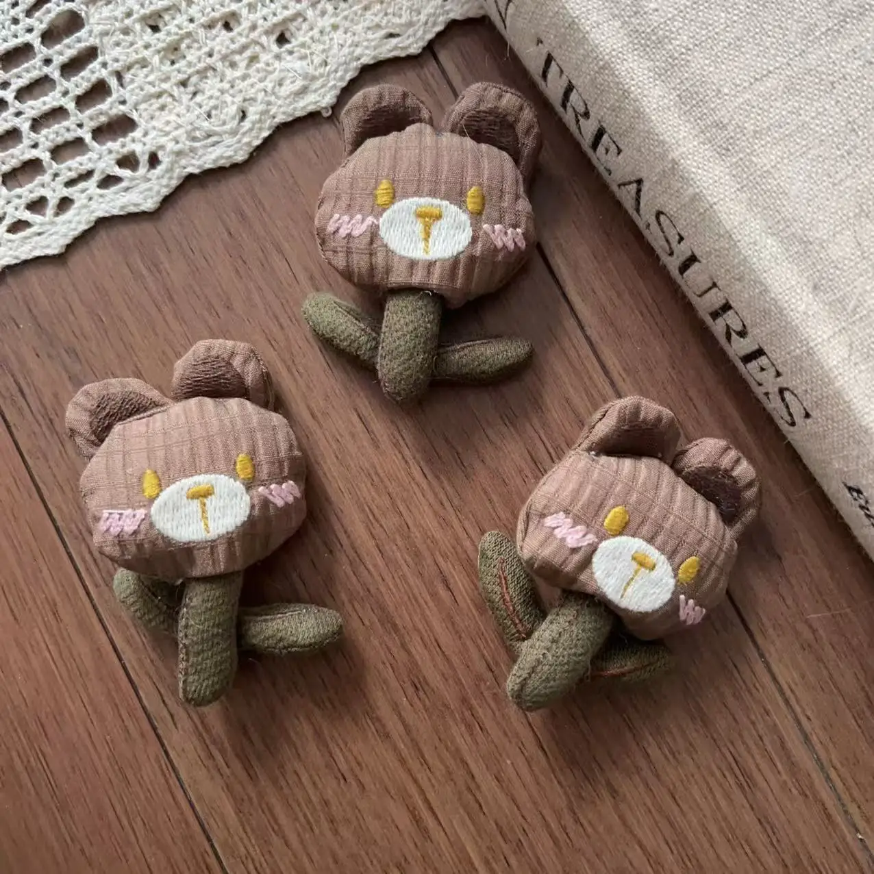 Premium Soft Fabric Flower Bear Hair Clip Brooch Cartoon Cute Lightweight DIY for Shoes Hats Bags Clothing Trim