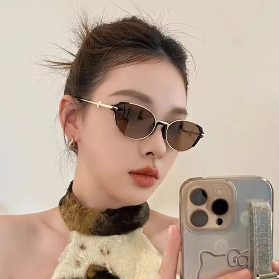

Korean Retro Oval Old Money Style Cat-eye Small Sunglasses for Women High-end Light Luxury Sun Protection Flat Glasses
