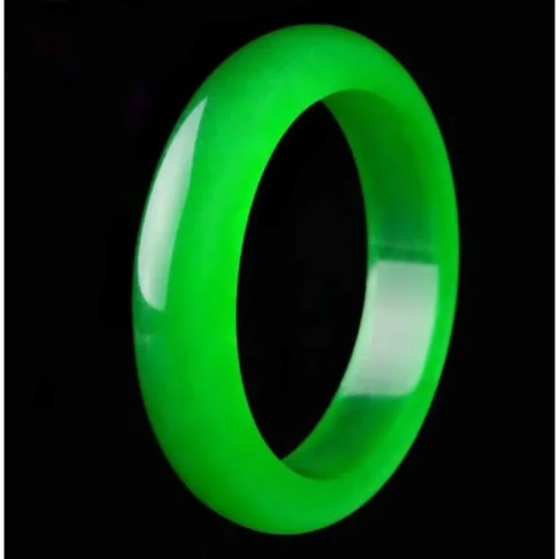 

Ice Transparent Quartz Rock Jade Green Bracelet Women's Fashionable and Elegant Versatile Jewelry