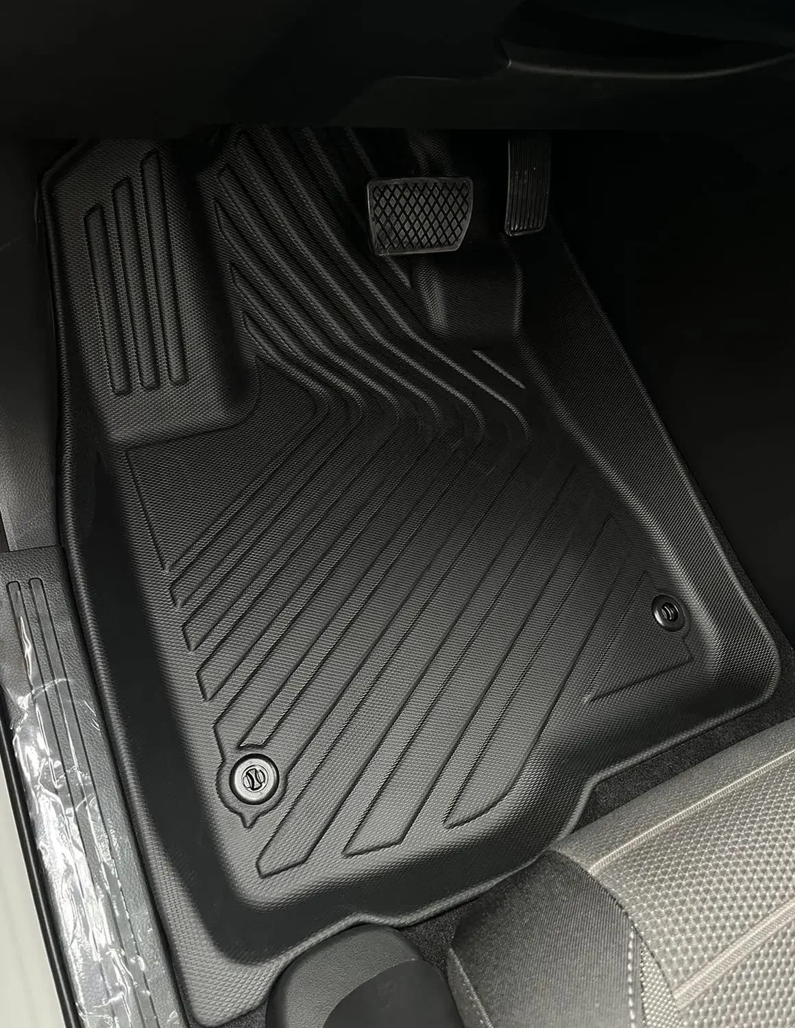 يتضمن الحصير الأرضية لهوندا CR-V CRV 2025 2024 2023 بطانات أرضية هجينة لجميع الأحوال الجوية لملحقات CRV الصف الأول والثاني TPE