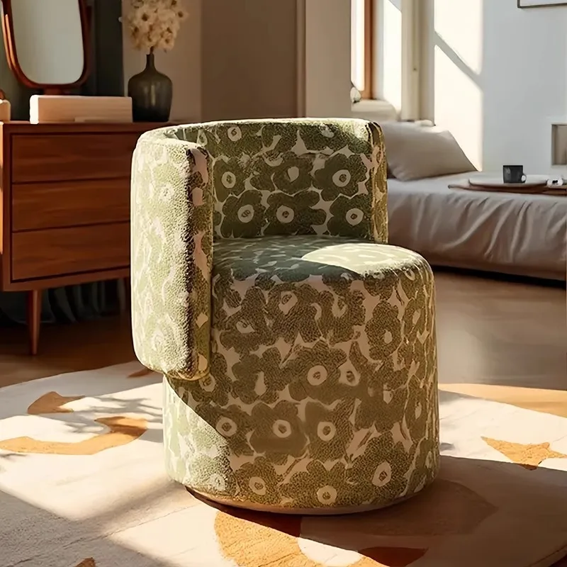 Stołek do toaletki w stylu średniowiecznym, krzesło do makijażu do sypialni, pojedyncze krzesło, retro lekki luksus, ekskluzywne relaksacyjne