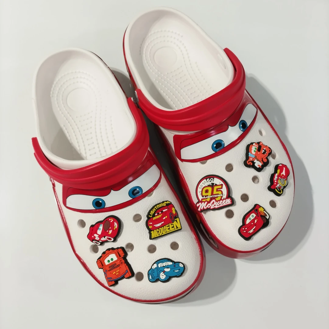

Croc-Style Clogs Slide Sandals Disney Cars McQueen with shoe charms Non-Slip Breathable Beach Shoes Outdoor Casual Shoes