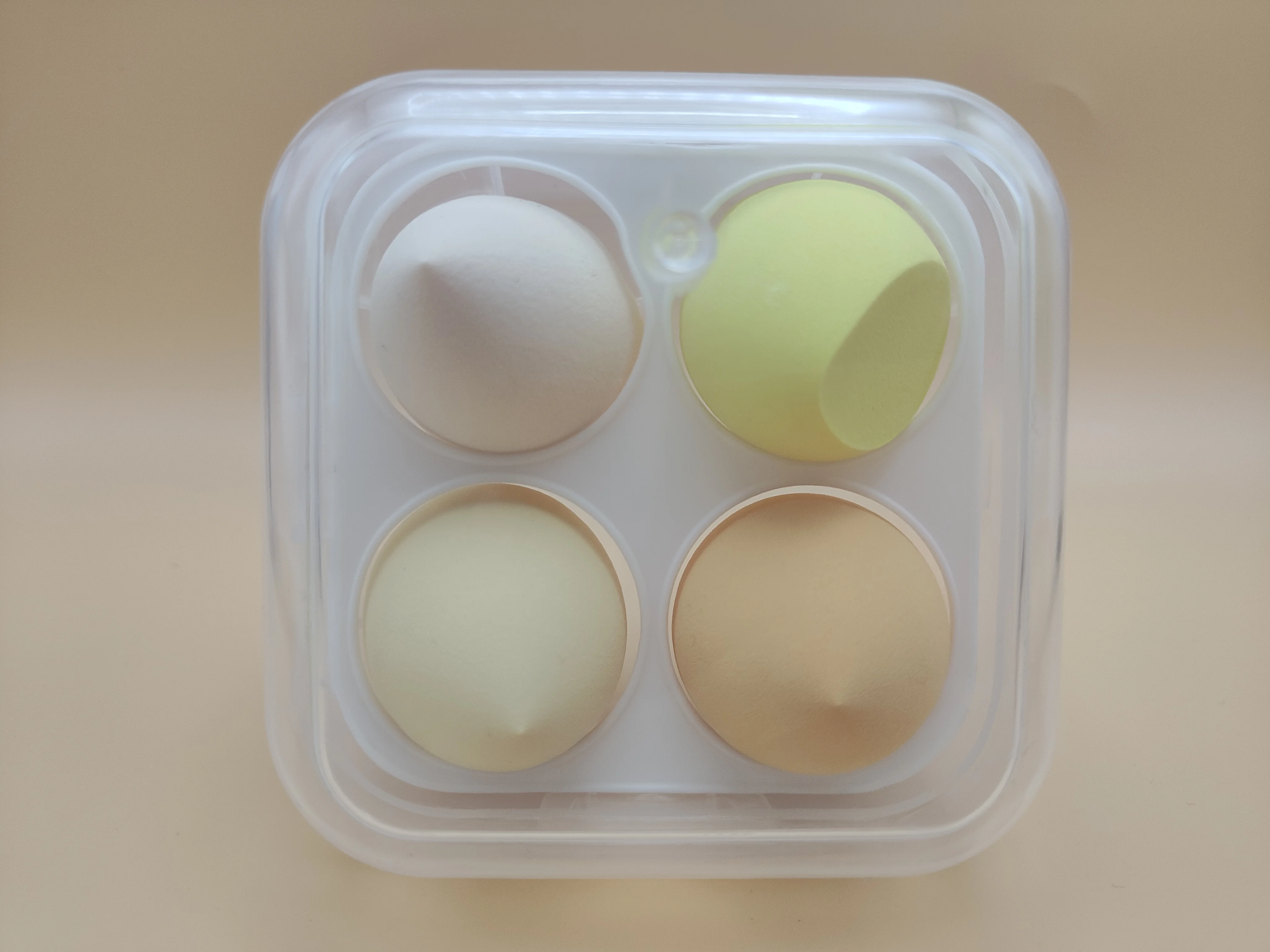 Spugna per trucco in 4 pezzi/doppio uso per bagnato e asciutto/bignè cosmetico/adatto per cosmetici liquidi, crema e cipria