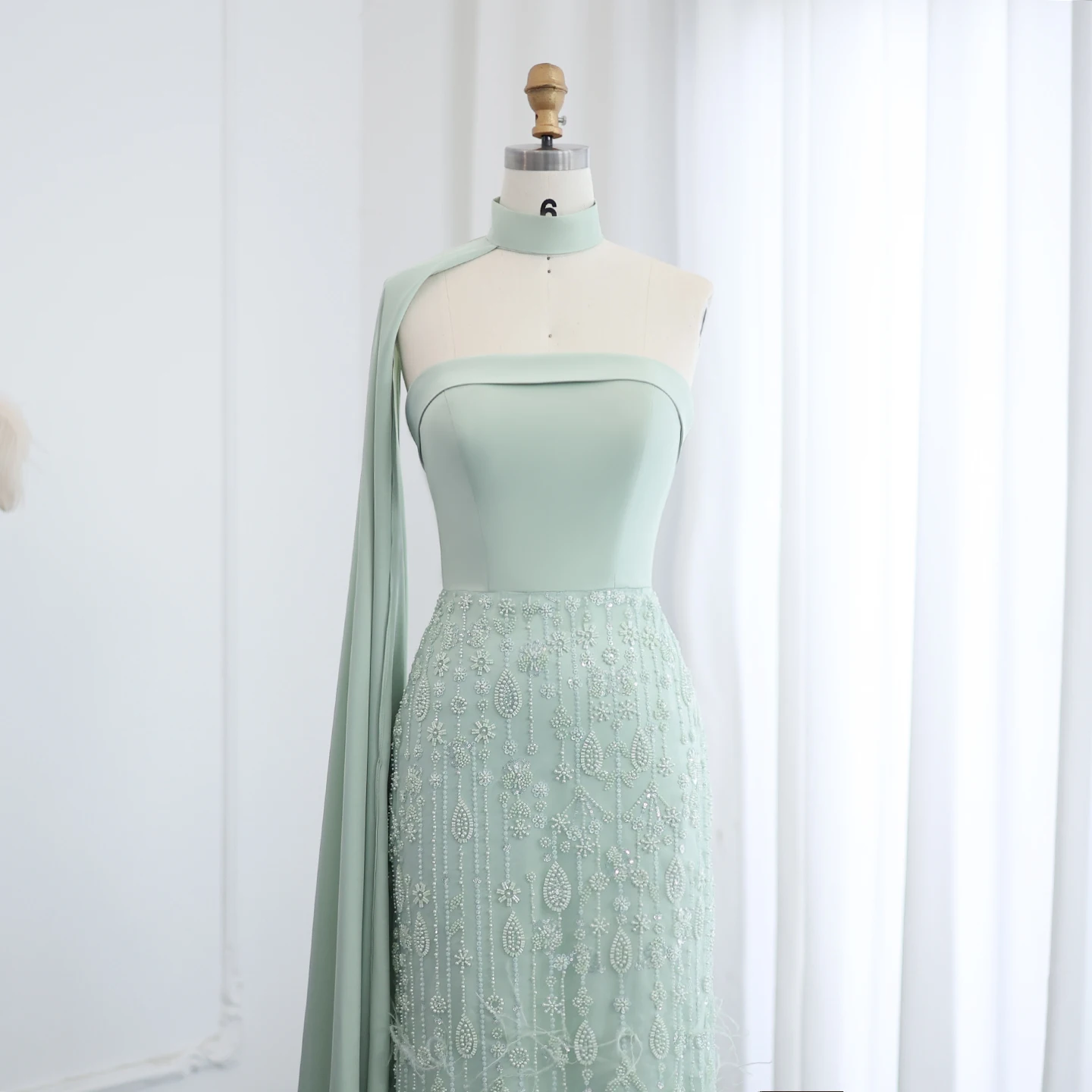 شارون سعيد فستان سهرة عربي حكيم أخضر فاخر مع وشاح كيب بدون حمالات دبي للنساء لحفلات الزفاف SS014 مخصص