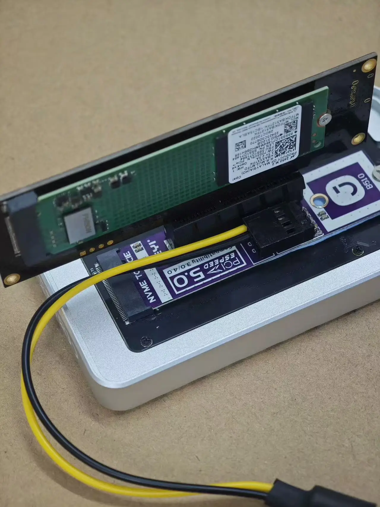 

Док-станция расширения Thunderbolt от 4 до PCI 5.0 с поддержкой DMA — совместима с сетевыми картами eGPU, NVMe