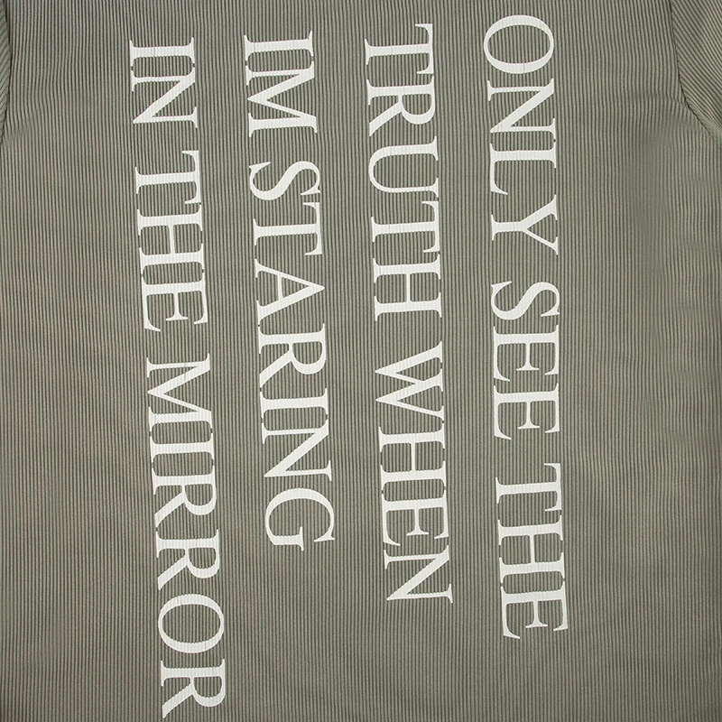 SUCHCUTE T-Shirt mit schrägem Kragen und Buchstaben-Aufdruck für Damen, elegante Langarm-T-Shirts, Y2k, sexy Streetwear-Tops, lässiges Outfit, Sommer-Chic – Detail 7