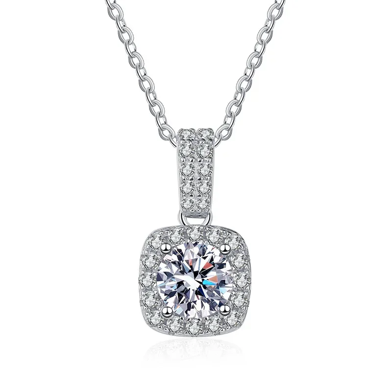 

S925 Sterling Silver Pendant Classic Square Bag 1 Carat Moissanite Necklace Plated with Pt950 D Color Wedding Jewelry Wholesale