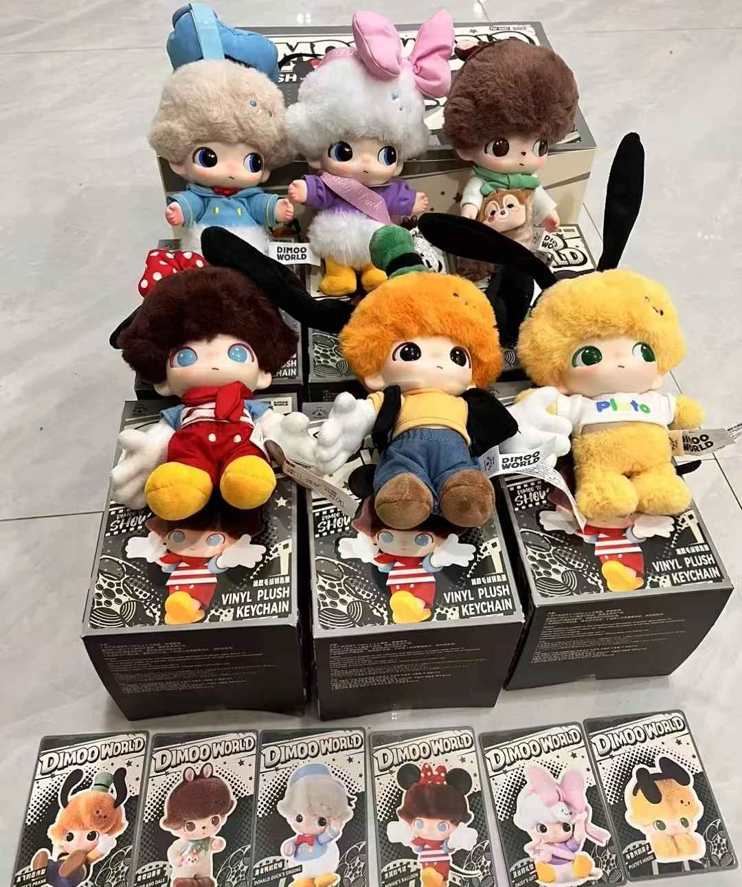 

High Quality Dimoo World × Disney Series Blind Box Vinyl Plush Keychain Mickey Collection Of Trendy Desktop Ornament Gift