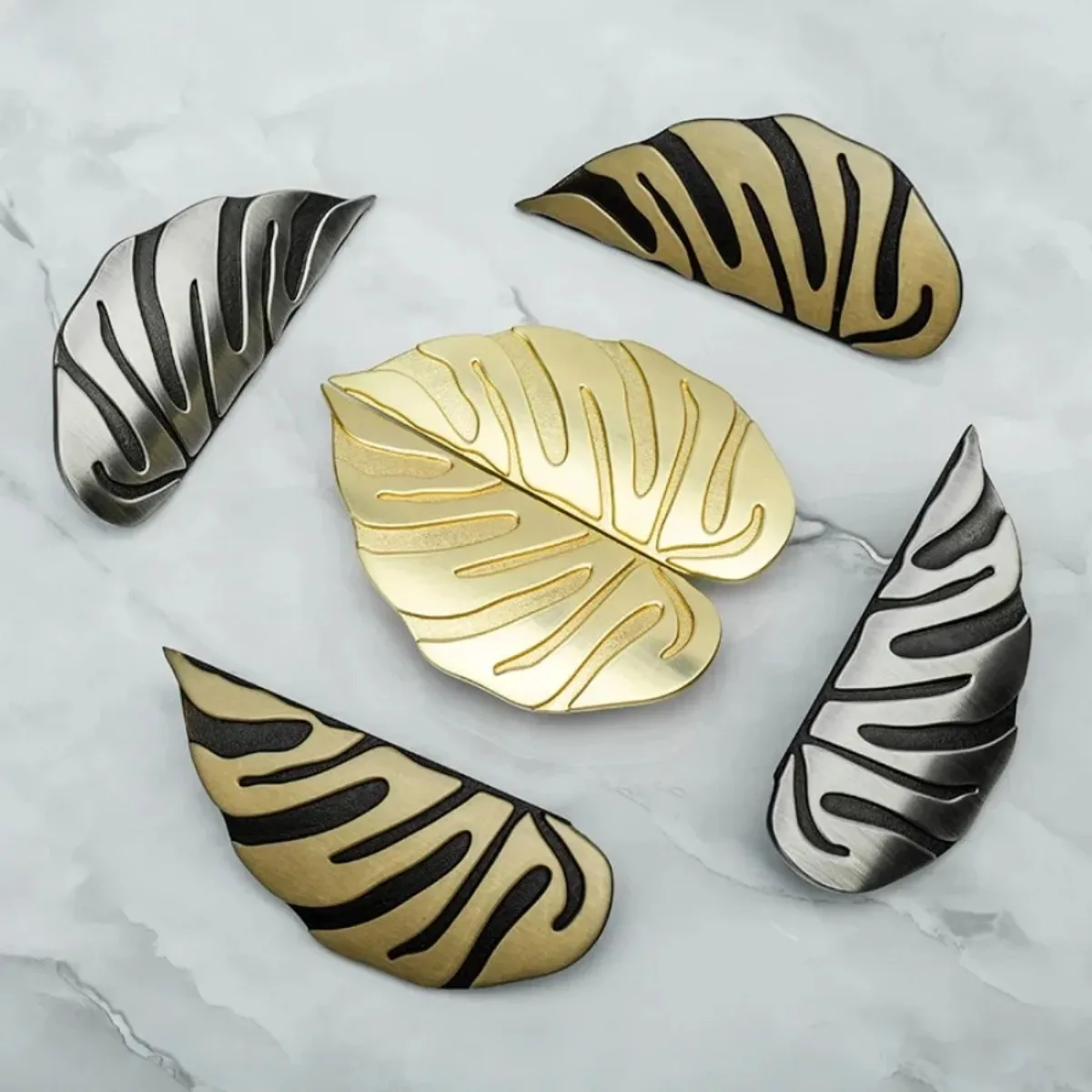 Nordic Creative Leaf Handles for Wardrobe and Drawer Superior Luxury Furniture Handles Gold Furniture Hardware Fittings