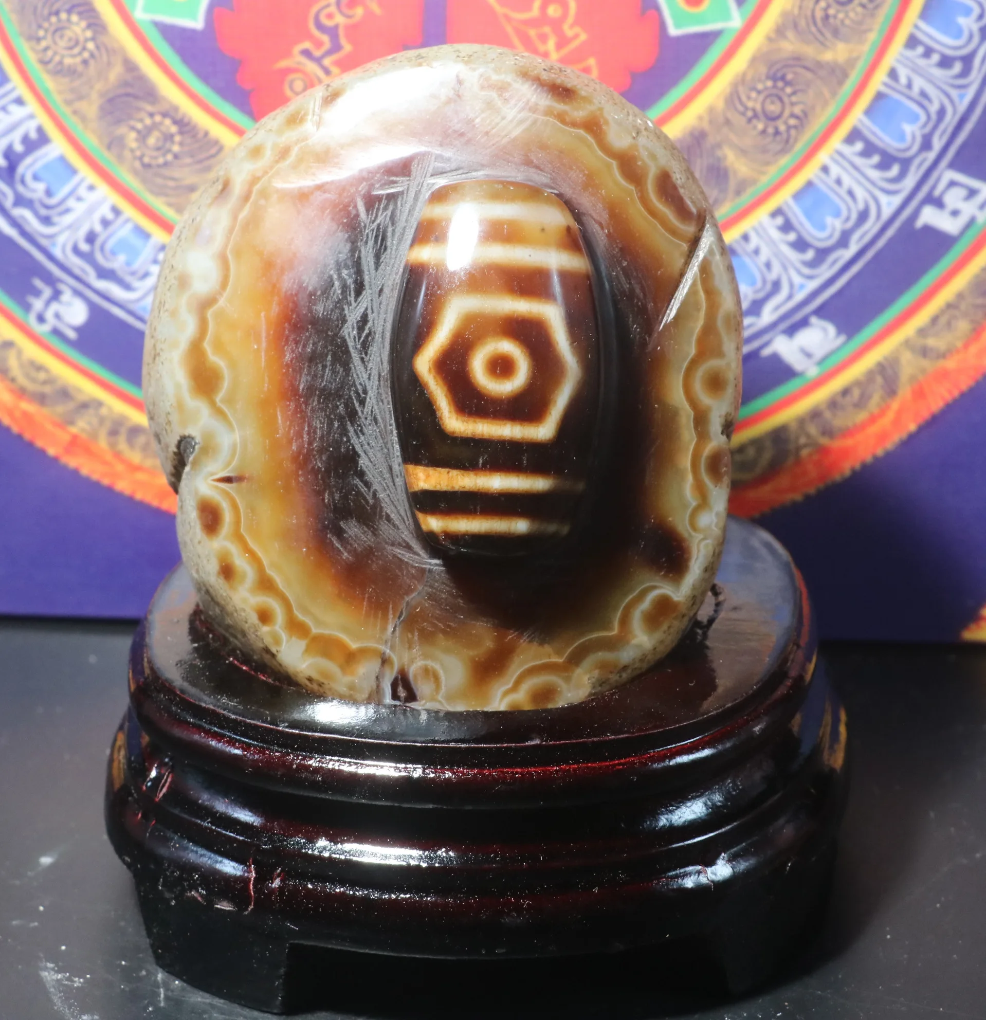 

A Treasure Energy Tibetan Old Agate Buddha Cap 1 Eyed Rock Stone dZi Bead Fengshui Carving For Display L Timestown UPD22