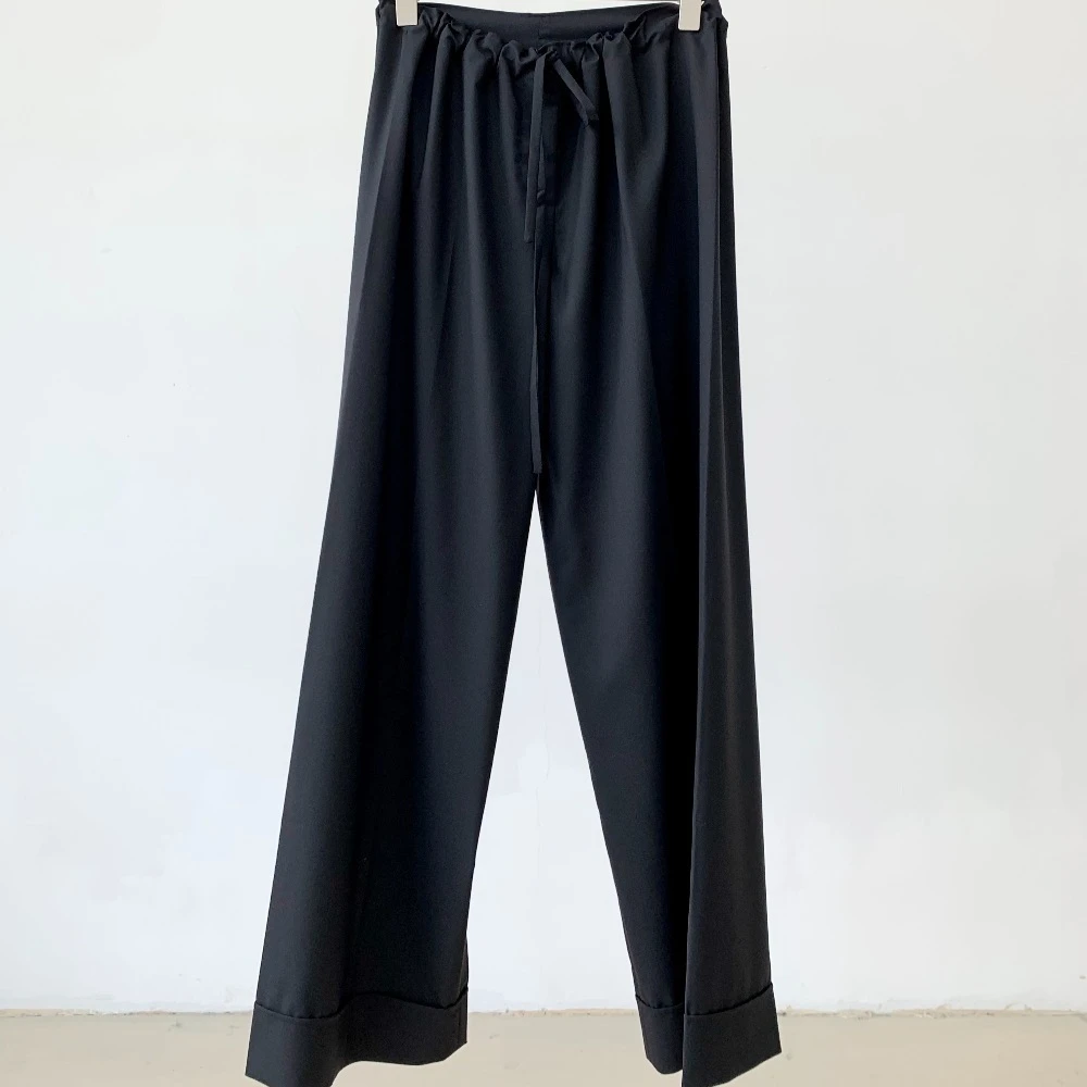 Importierte, taillierte Anzughose aus 100 % ultrafeiner reiner Wolle mit Kordelzug, Freizeithose