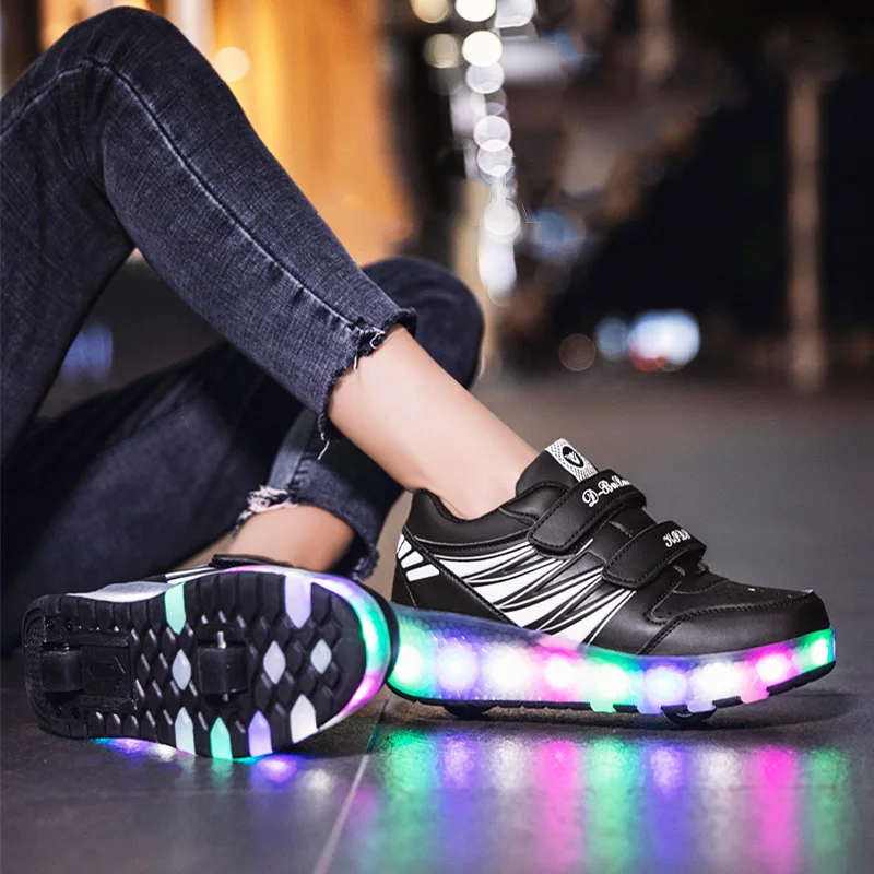 Jungen und mädchen Rollschuhen Tow Räder Schuhe Glowing Licht LED Kinder Mode Leucht Sport Casual Wheelys Skating Turnschuhe