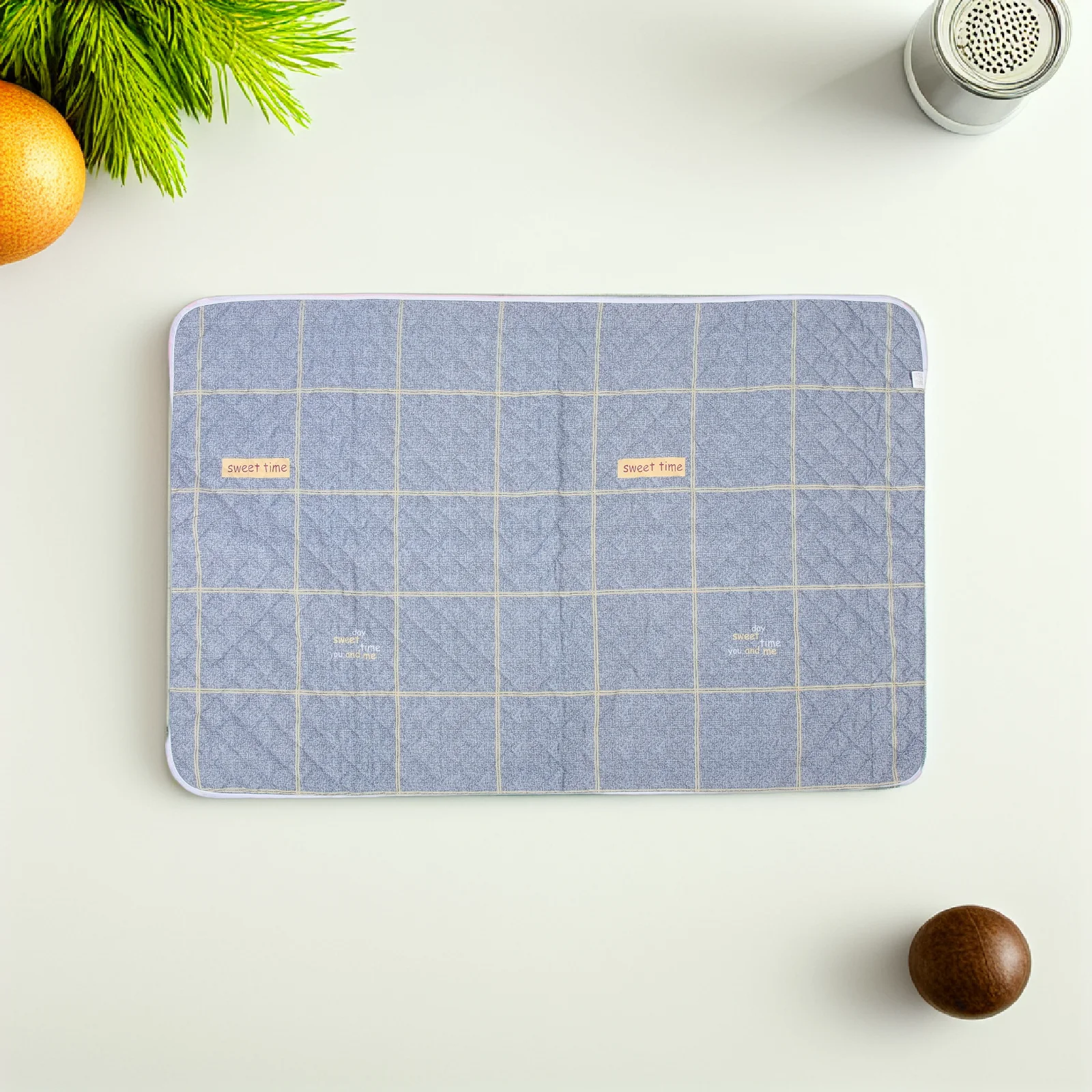 

Waterproof Mattress 80x120CM Cotton Incontinence Bed Pads Washable Reusable Absorbent Gray Color Soft for Elderly