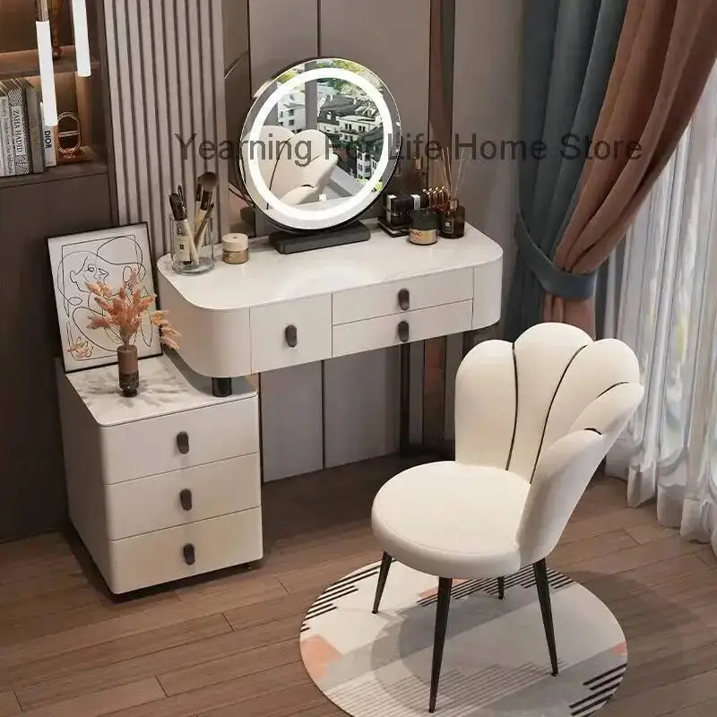

Beautiful Vanity Aesthetic Nordic Modern Table Minimalist Glamour Vanity Table Fashion Elegant Schminktisch Bedroom Furniture