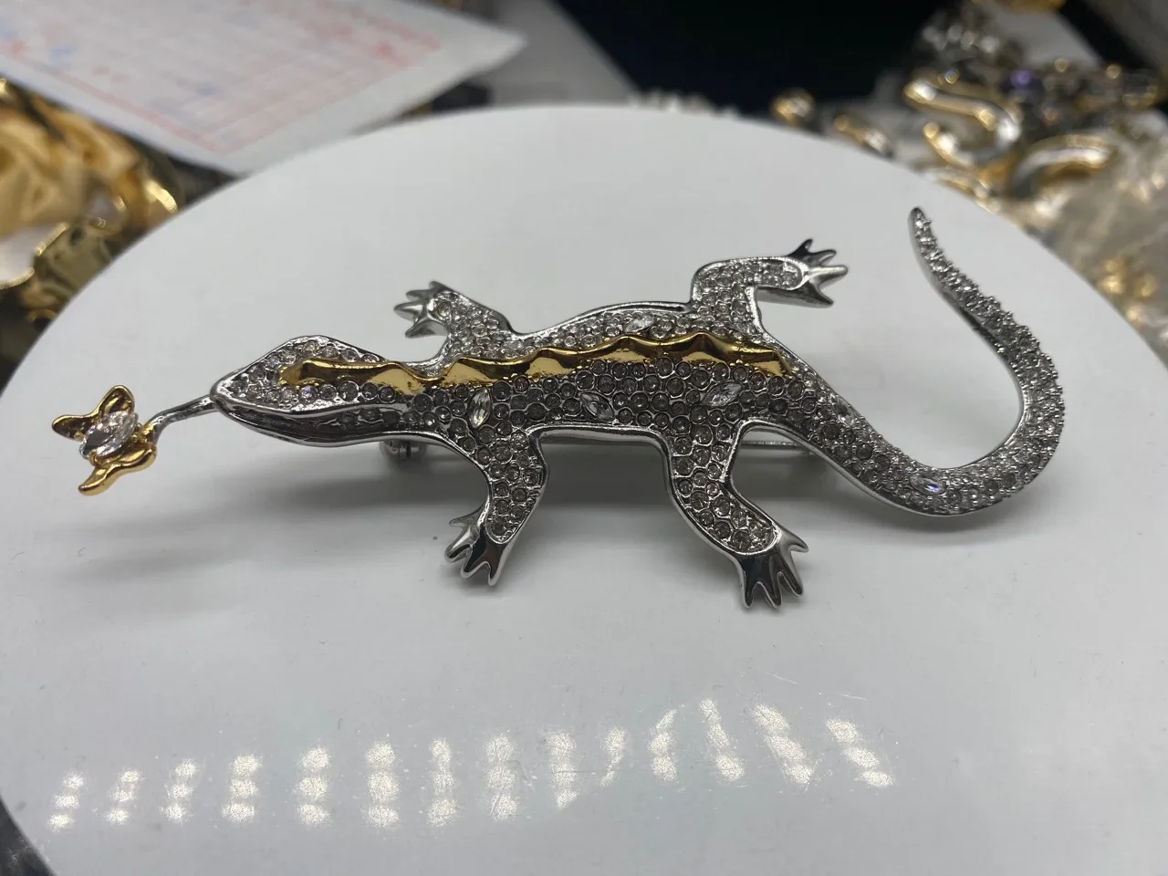 

Европейская и американская дизайнерская брошь Genius Gecko Full Diamond Series