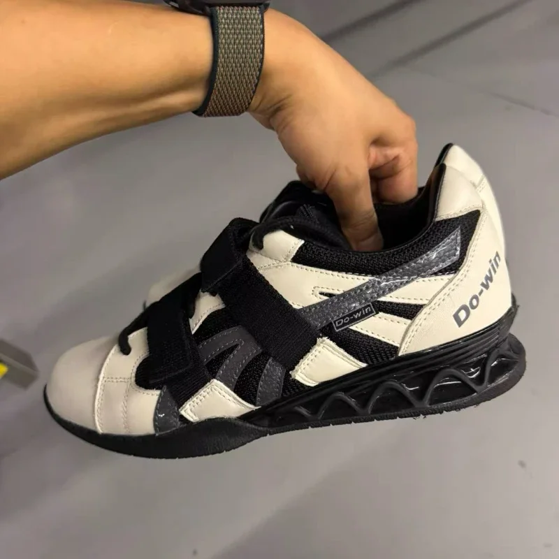 

2026 Classic Brand Squat Hard Pull Shoes For Men Women Beige Indoor Gym Shoes Unisex Comfortable Weight Lifting Shoes