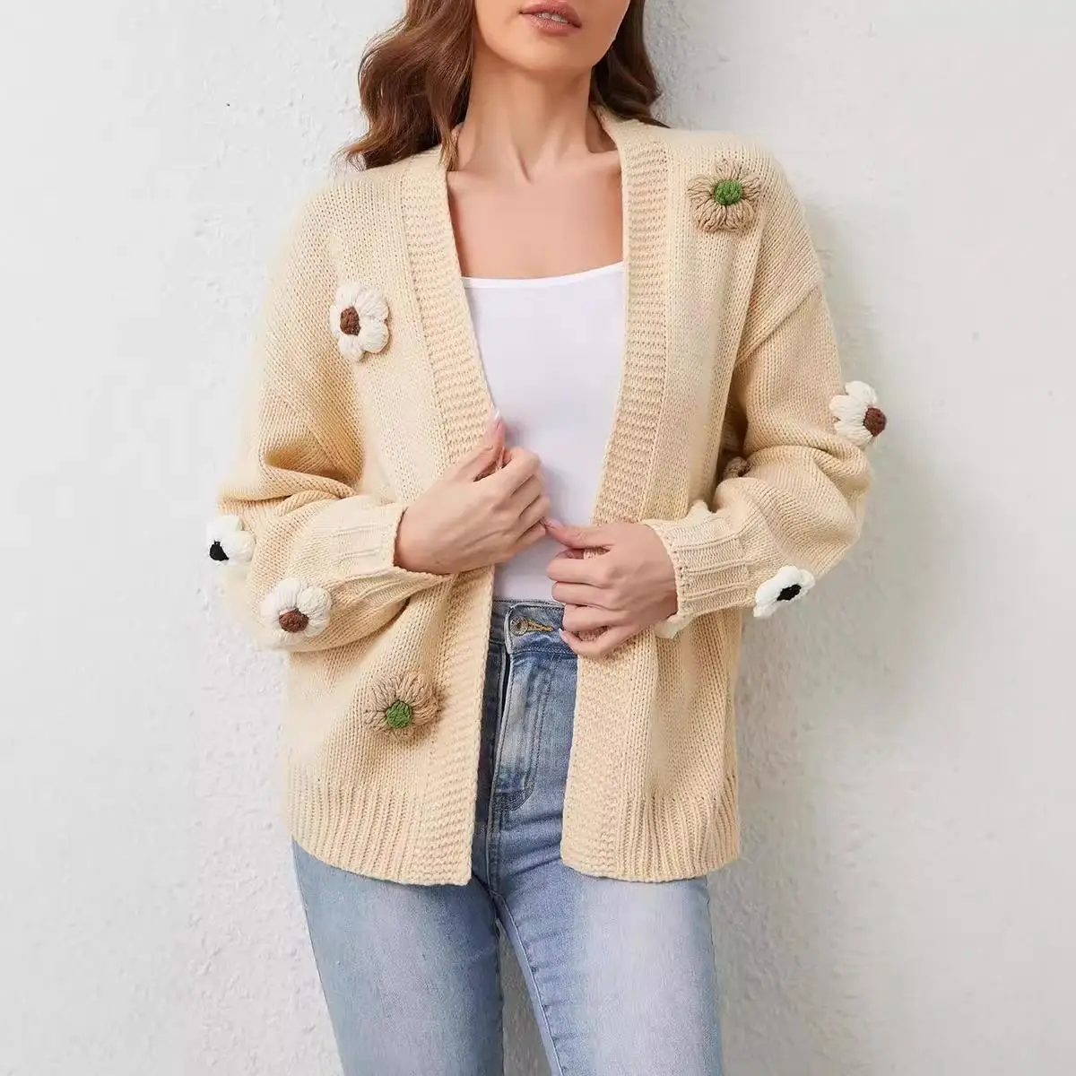 

2024 New Women's Knitted Sweater Cardigan Large Size Lantern Sve Embroidered Flower Cross-Border Faion Thiened Long Sl...