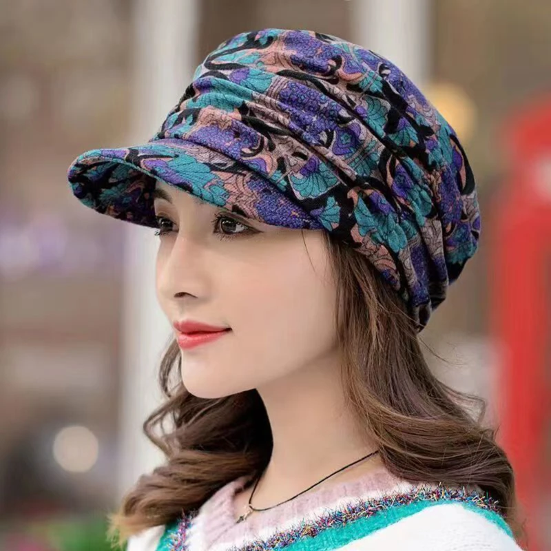 New Autumn Women Peaked Cap Short Brim Warm Foldable Earflap Women Cap Ethnic Style Floral Print Winter Hat Daily Clothing