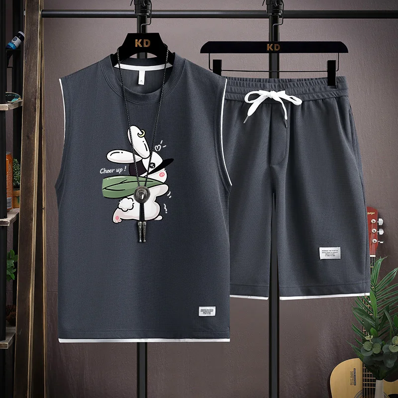 

Новый летний спортивный костюм для мужчин: модный комплект из двух предметов (жилет и шорты) для студентов и подростков, полиэстер.