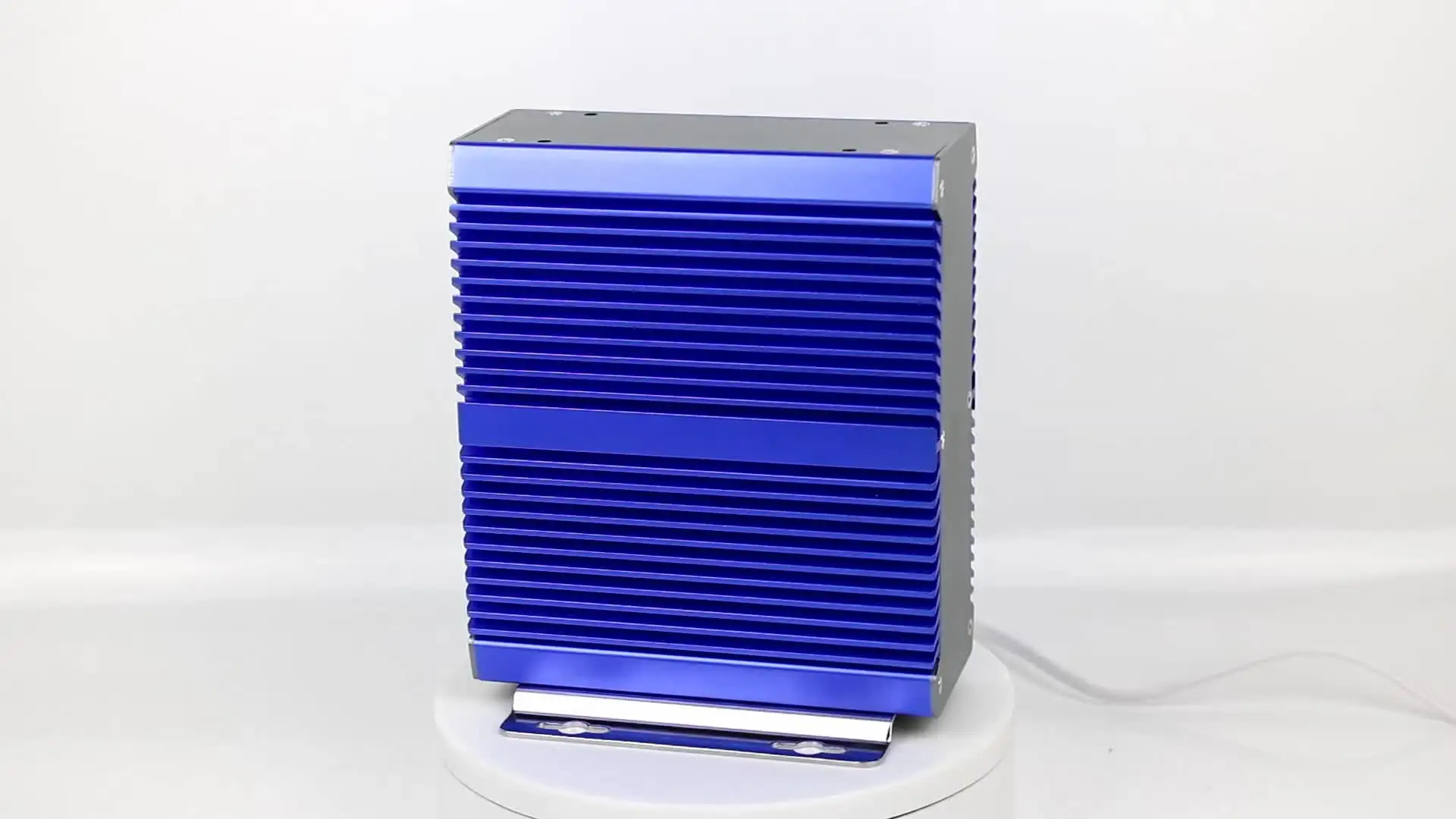 7th CPU industrial pc with mini pcie support DC 24V Fanless computer with RS485 COM