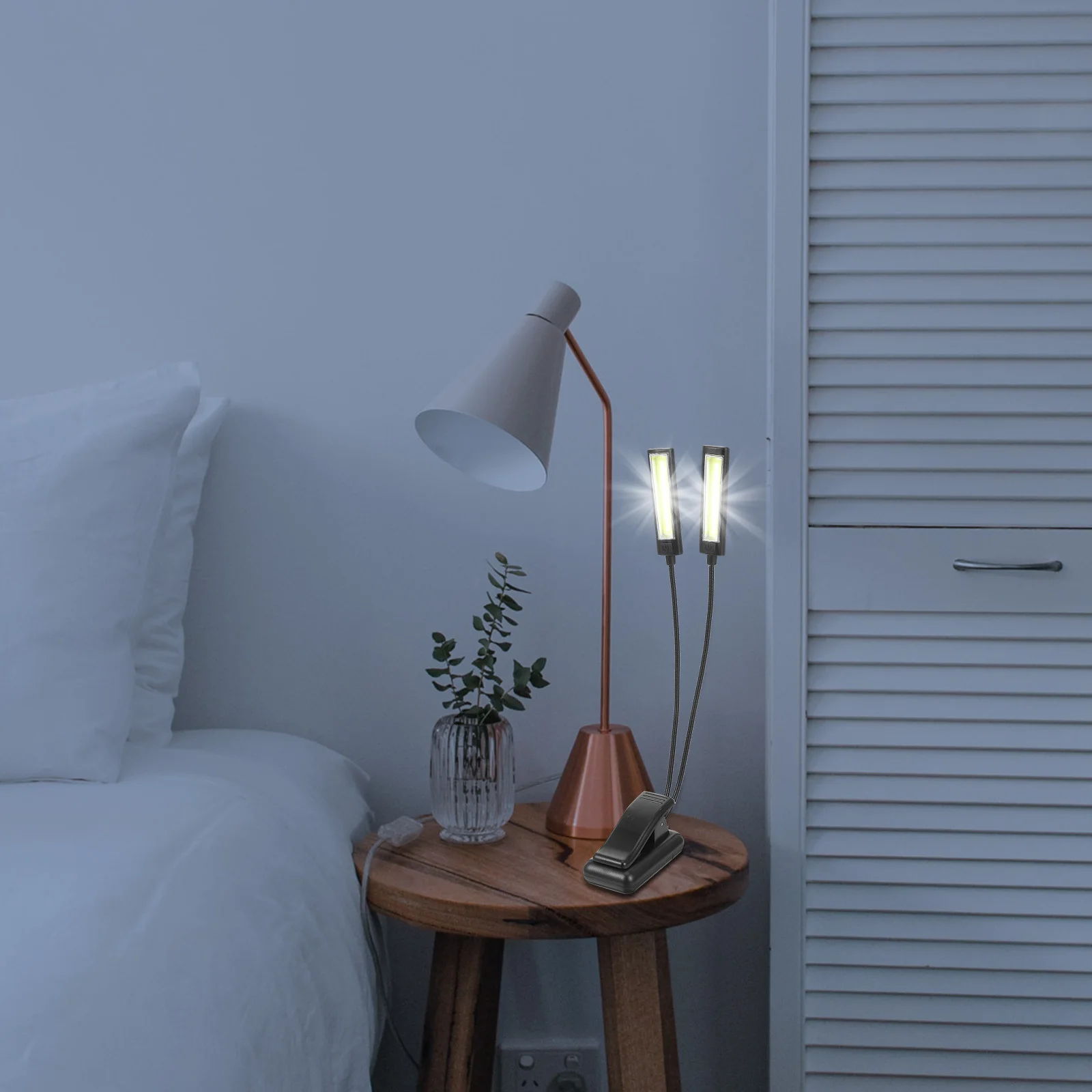 

1 pc Book Clip Lamp Led Dual Heads Reading Light 3 Brightness Levels Usb Or Powered Flexible Gooseneck Clip On Desk