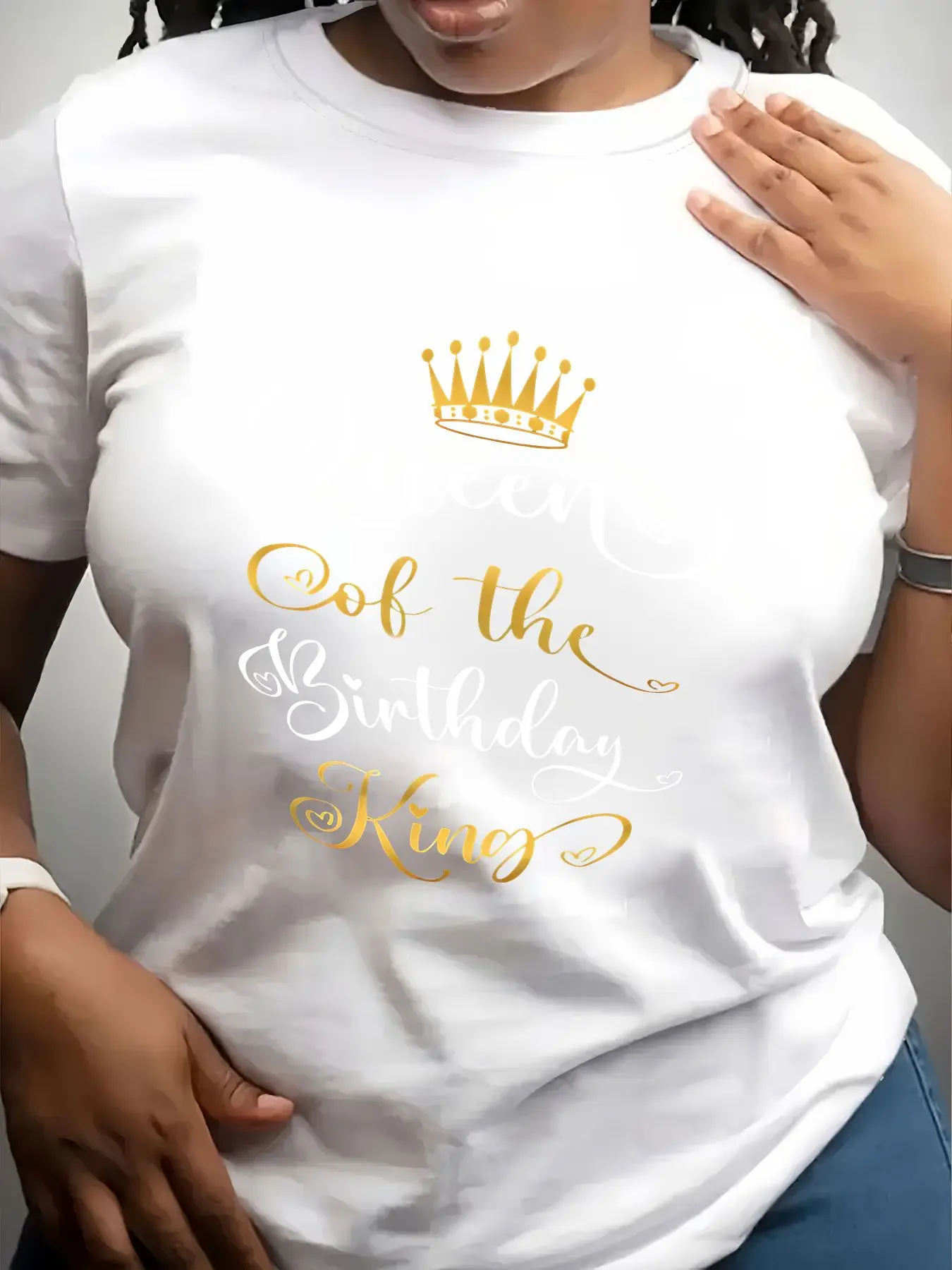 Women's Trendy Crew Neck T-Shirt Queen of the Birthday King Suitable for Casual Sportswear