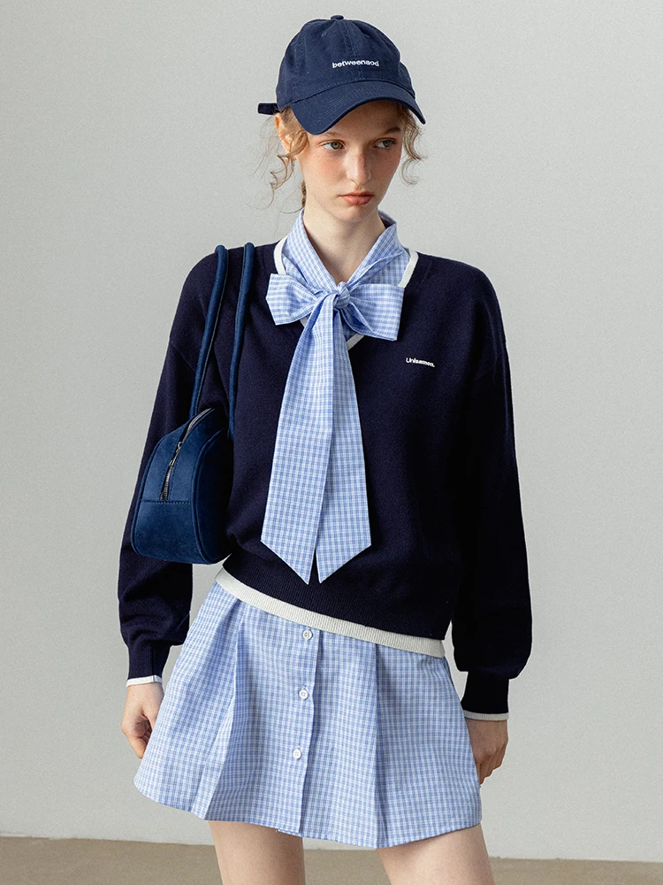 

Повседневный свитер с v-образным вырезом, многослойный цвет, дизайн, длинный дизайн для отдыха, новинка 2024, осенний женский трикотаж из полиэфирного волокна