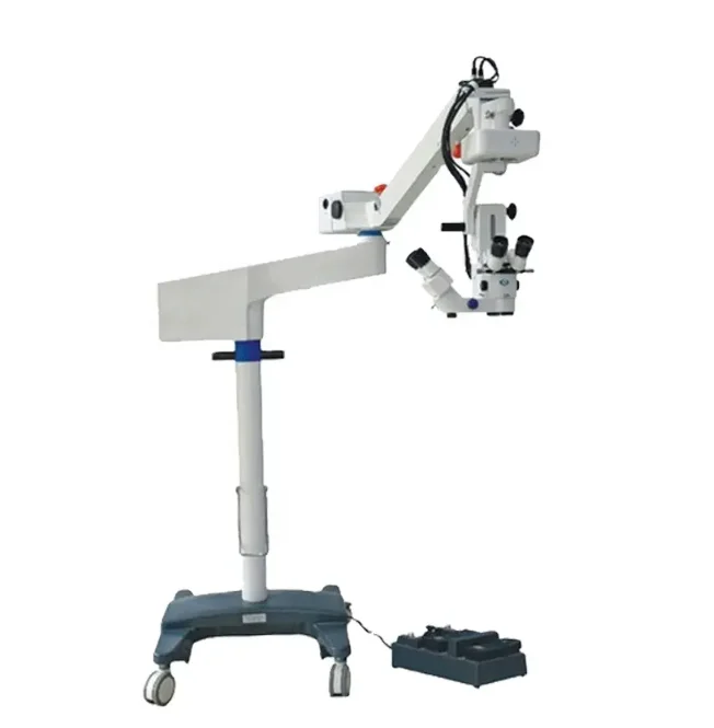 Ophthalmic and surgical microscopes