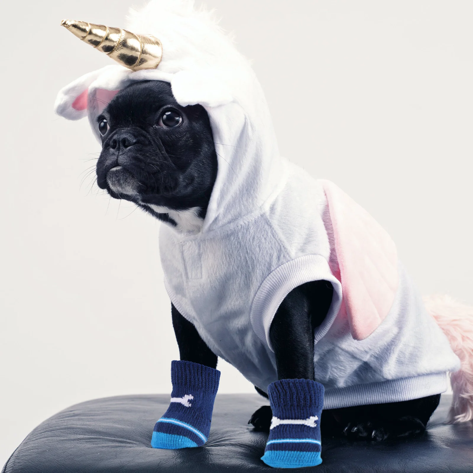 

2Pairs Pet Socks for Dogs Non Slip Sole Cute Pattern Winter Cotton Dog Accessories M Size Paw Protectors Pet Socks