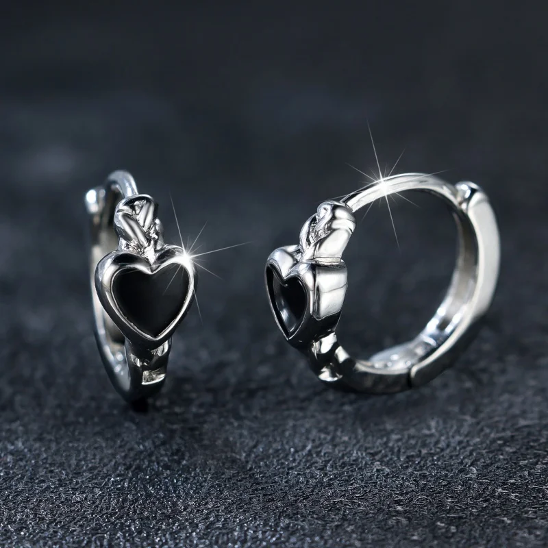 2026 New Silver Spade Heart Drip Oil Ear Buckle Elegant Trendy Niche Versatile Daily Sweet Cool Style Love Jewelry