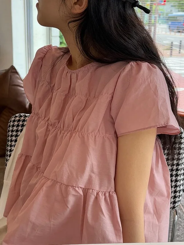 

Cute Pleated ort Sve round Ne irt Women's Summer New Sle 2025 Refreing Anti-Aging Sweet Pink Blouse Top
