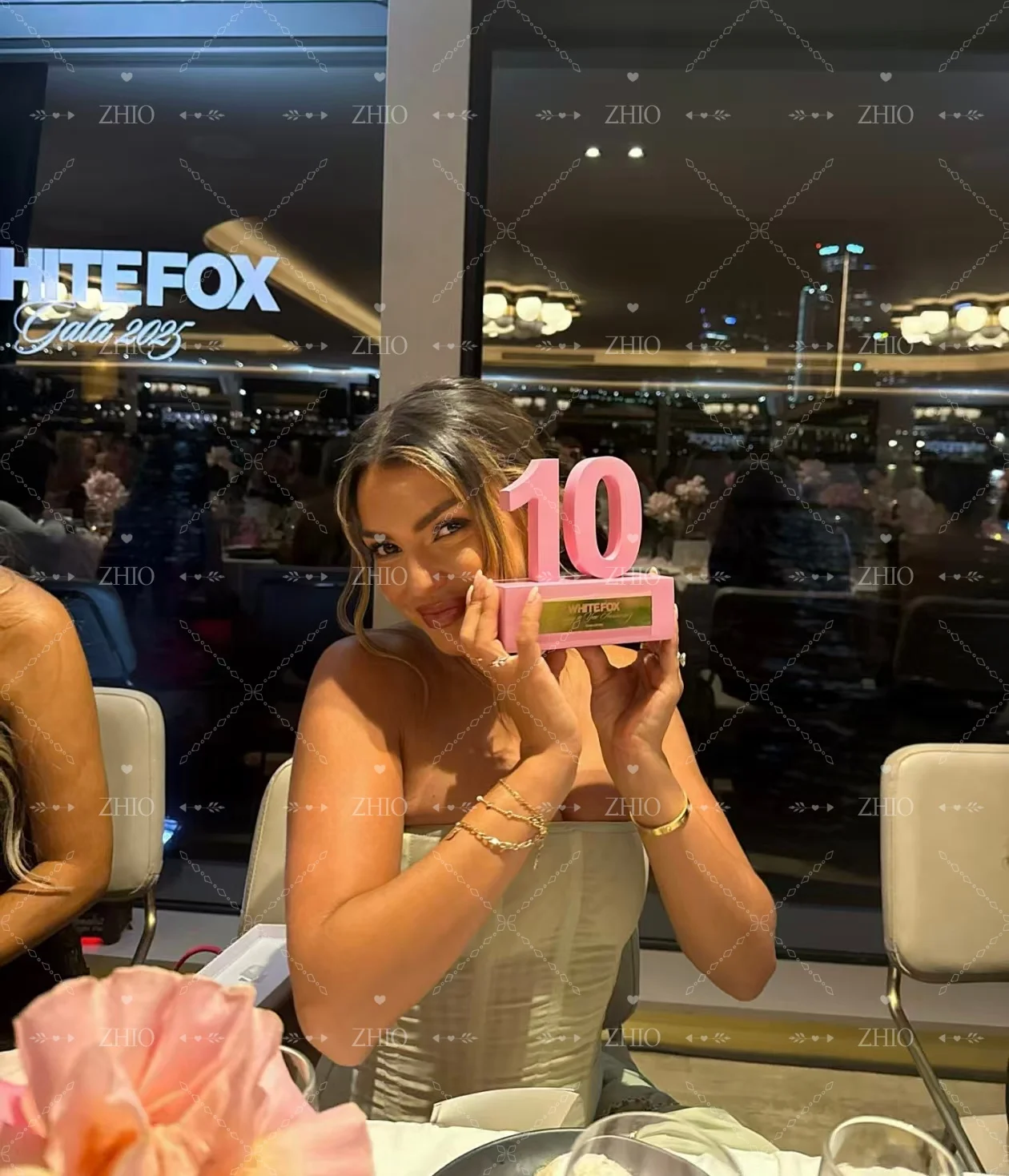 ZHIO فستان سهرة مثير باللون الأخضر الفاتح بدون حمالات ثنيات بطول الأرض فساتين حفلات الزفاف فستان حفلات مخصص من Festasين