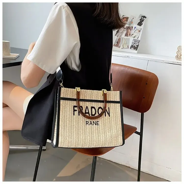 Large Capacity Straw Woven Bag for Women in 2024new Trendy and Fashionable Portable Tote Bag Niche Design Shoulder Crossbody Bag