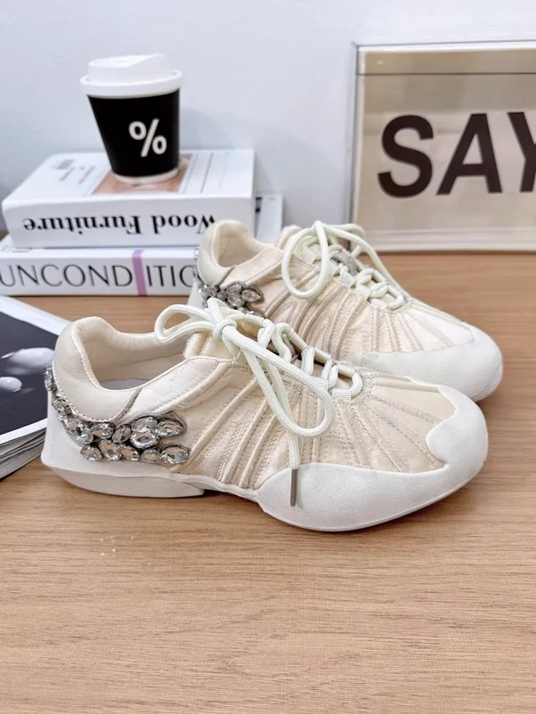 Spring New Womens Low Cut Flat Shoes Comfortable Sports Shoes Running Shoes Outdoor Jogging Sports Shiny Diamonds Shoes Sneakers